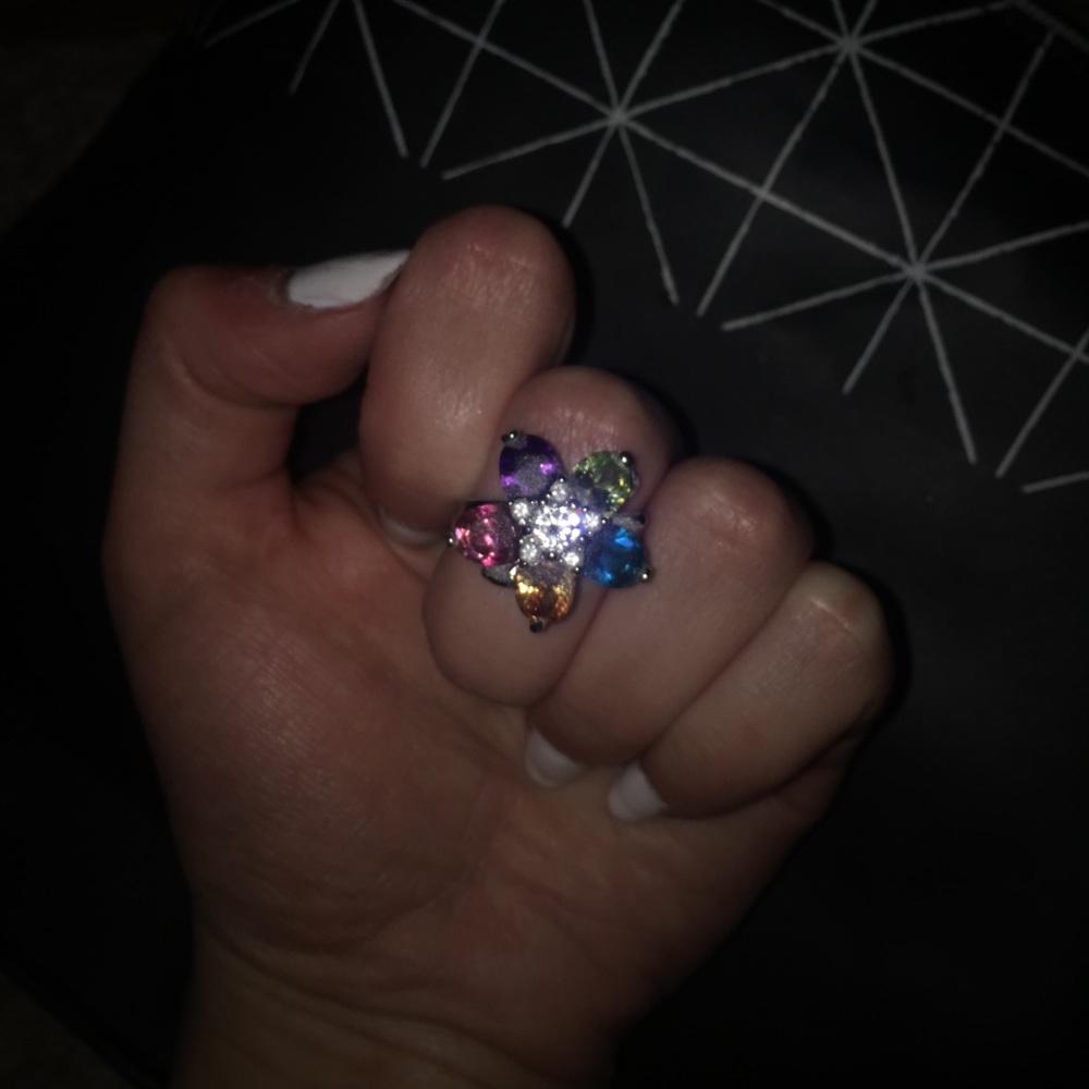 Ring - Picture 2 of 2